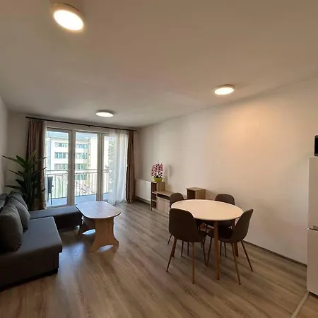 Daire Modern With Garage Budapeşte